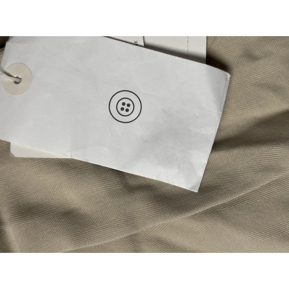 Lizgolf‎ By Liz Claiborne Shorts Womens 6 Beige Silk Golf Bermuda Pleated Twill